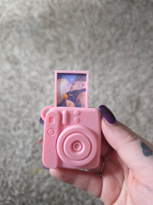 3D Printed Camera Photo Keychain | Custom Photo Reveal Keychain