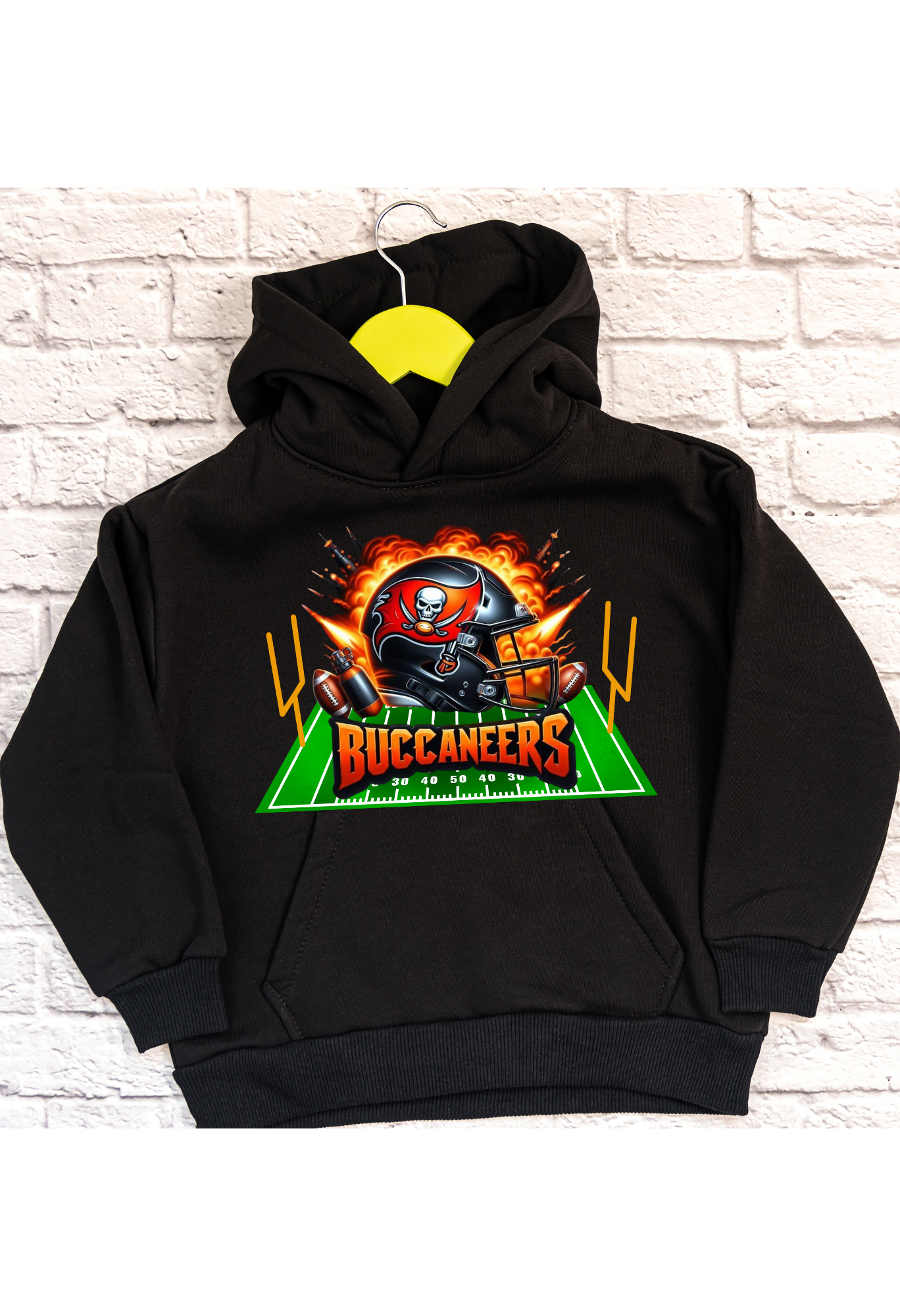 🔥🏴‍☠️ Tampa Bay Buccaneers Hoodie 🏴‍☠️🔥 Kendra's Self-Made Originations